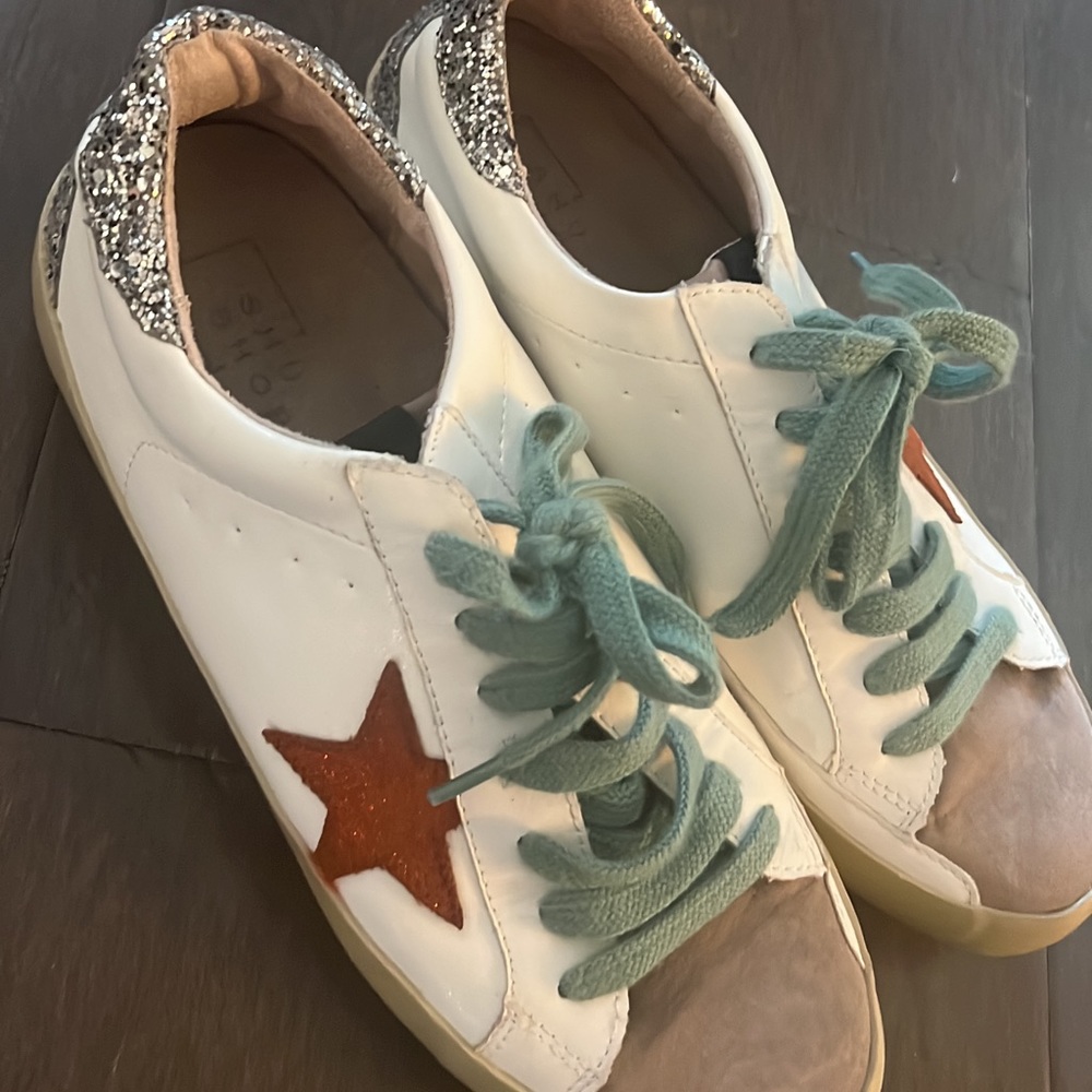 Star sneakers